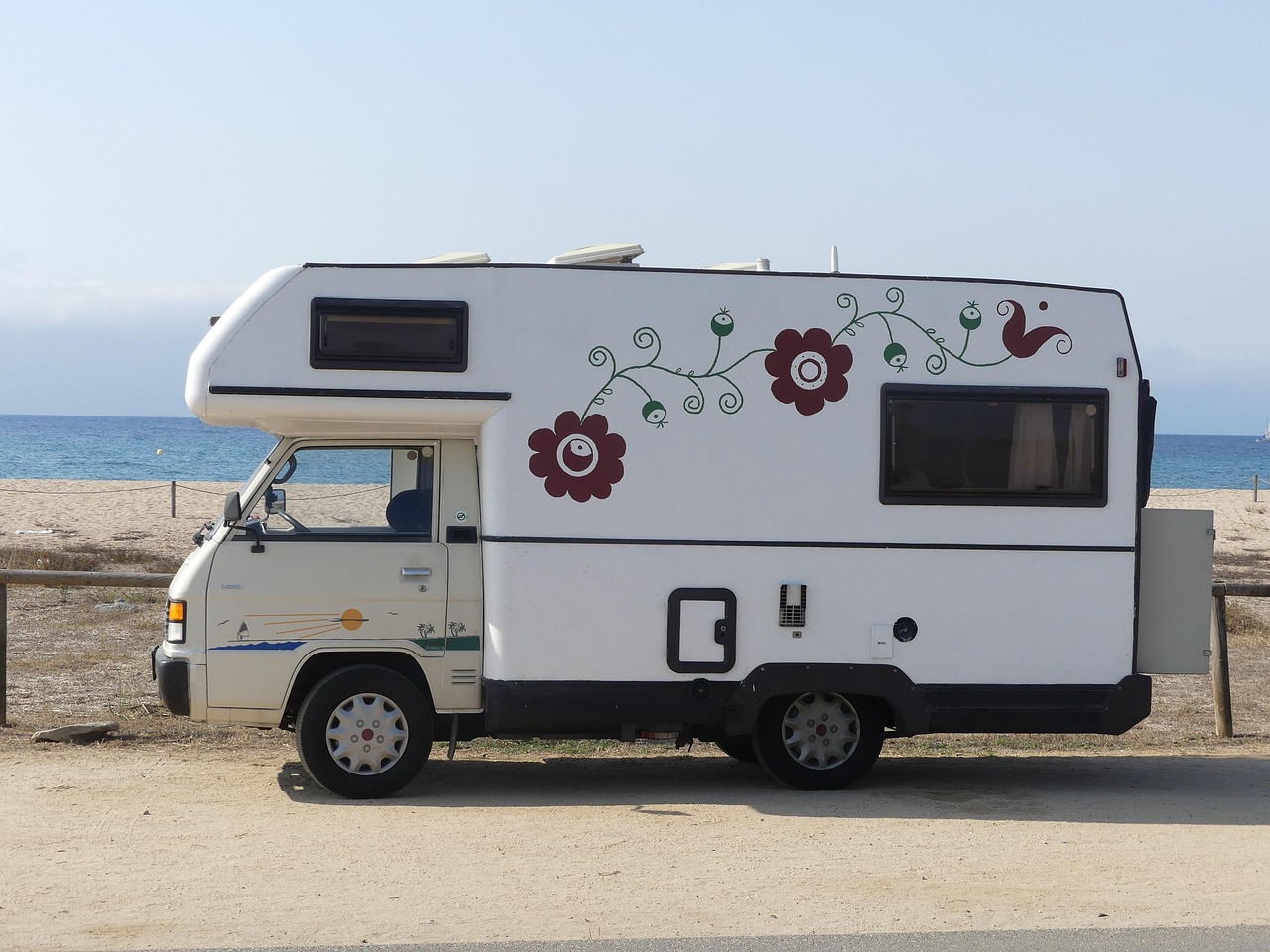vehicle, travel, outdoors, rv, beach, summer, nature, mitsubishi